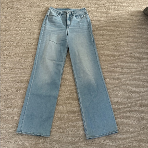 Old navy jeans - Picture 2 of 5